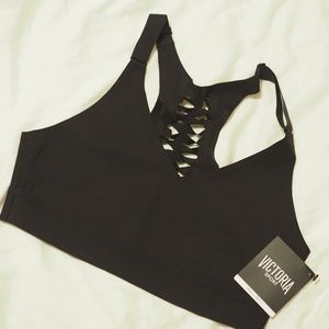 Victoria’s Secret Incredible Ultra Light Sport Bra